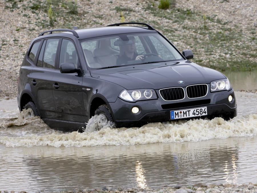  BMW X3 2.0d 2007 года  (фото 1 из 16)